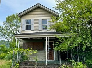 205 Cedar St, Duquesne, PA 15110