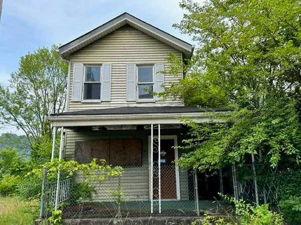 205 Cedar St, Duquesne, PA 15110