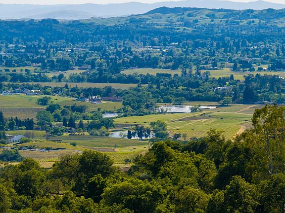 4th image of 2367 Atlas Peak Road