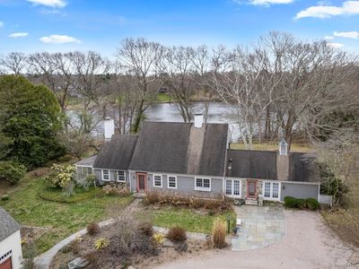 47 River Road, Essex, CT, 06426