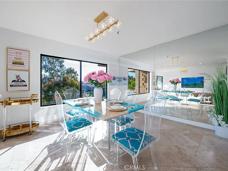 67 Sea Island Dr — Photo 4
