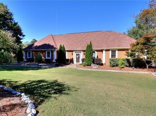 3889 Pineybrook Dr, Loganville, GA 30052