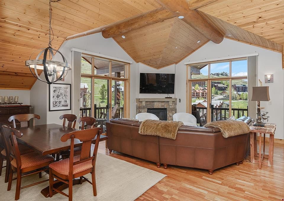 1st image of 9 Hunter Hill Road #401