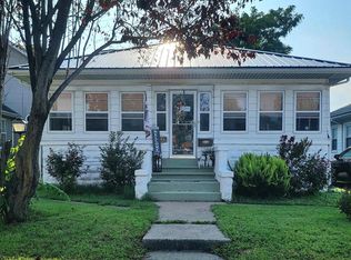 615 S Washington St, Du Quoin, IL 62832