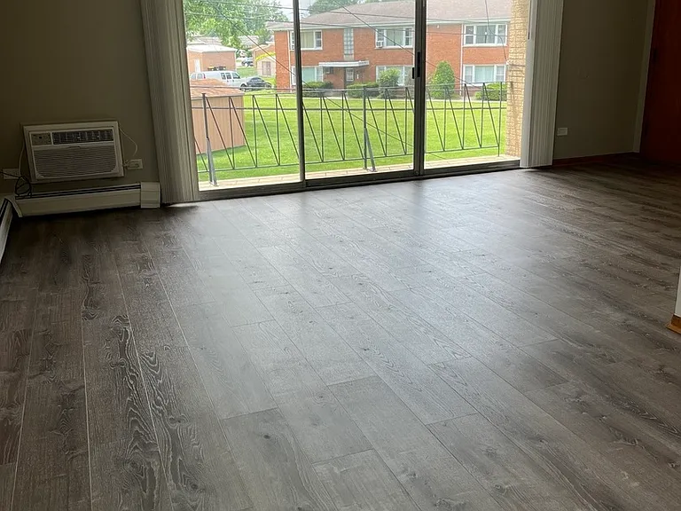 5818 W 107th Courtway #10 — Photo 3