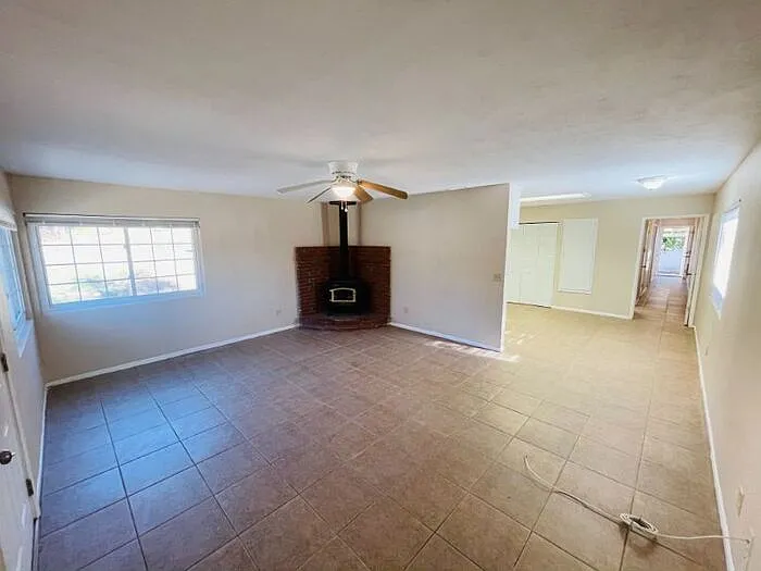 2 bed, 2.0 bath, 1140 sqft, $2,150 — Photo 3