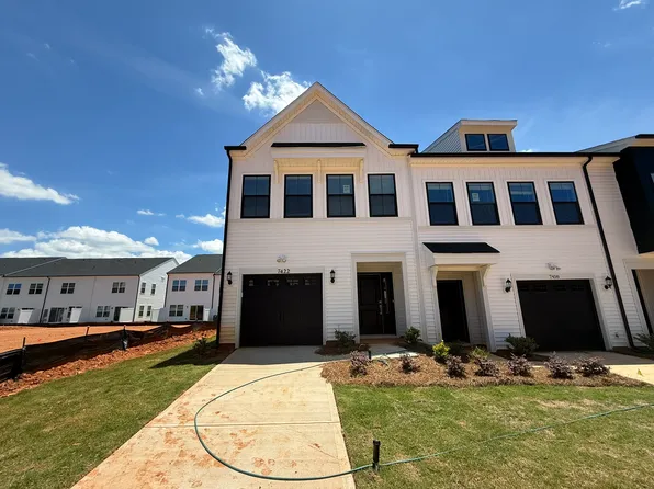 7422 Mashburn Dr, Charlotte, NC 28269
