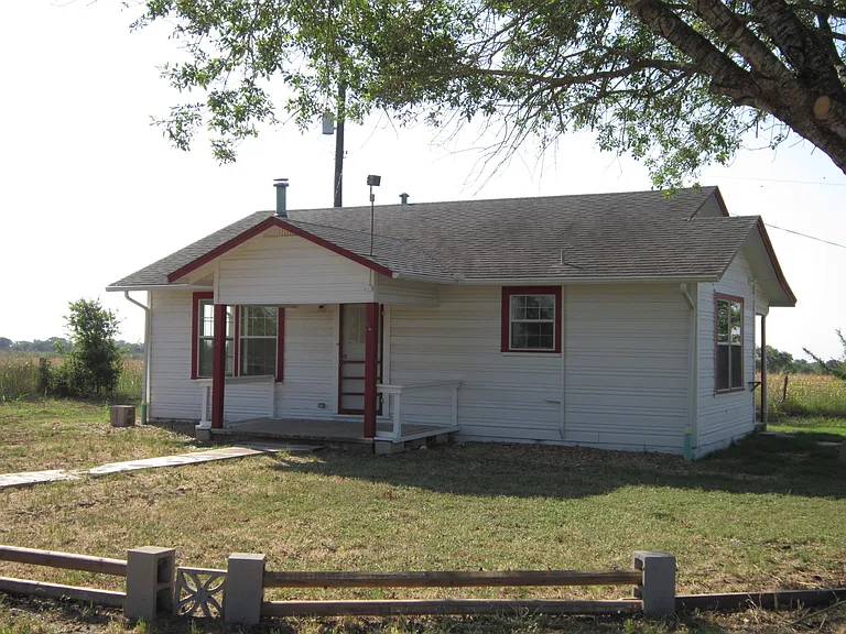 4111 Stapper Rd — Photo 7