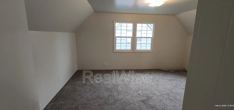 355 W Selmar Ct — Photo 14