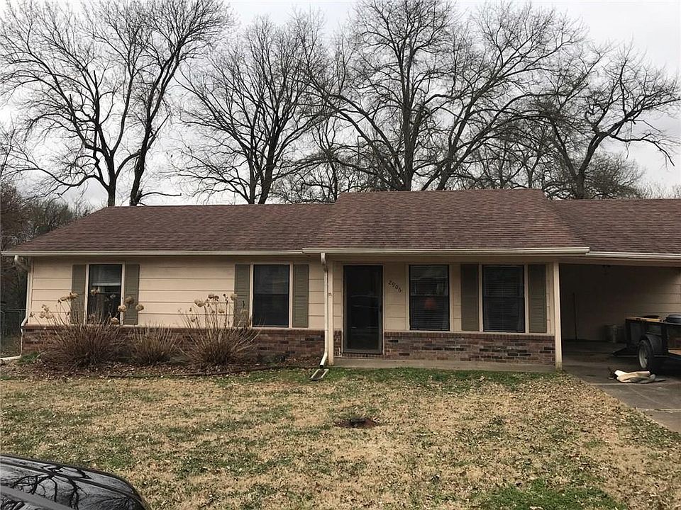 1st image of 2906 Madeline Dr