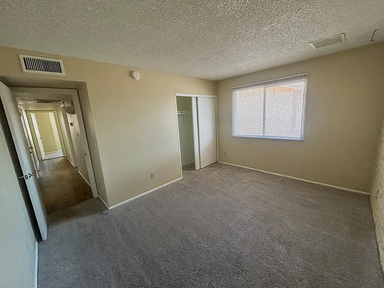 10624 N 33rd Ave — Photo 10