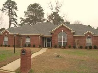 1003 Brown Dr, Wake Village, TX 75501