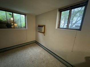 1547 Wynne Ave APT 8, Saint Paul, MN 55108