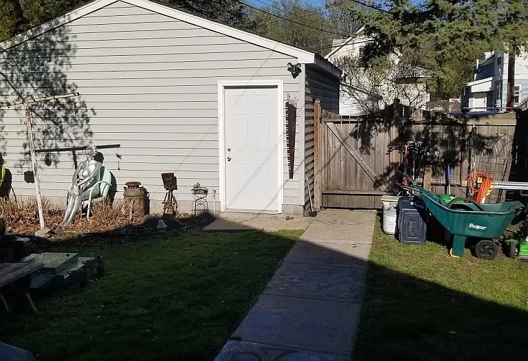 1022 20th Ave SE — Photo 5