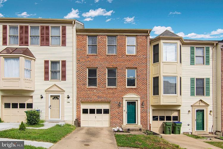 1st image of 106 Sunny Hill Ct