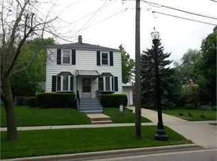 465 Slade Ave, Elgin, IL 60120