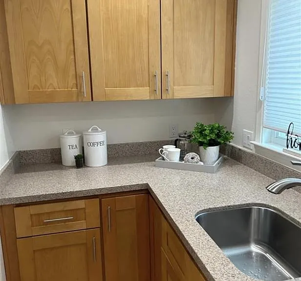 815 Cowper St #817 — Photo 6