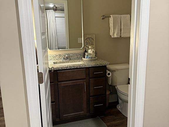 5th image of 461 2nd St NW #303