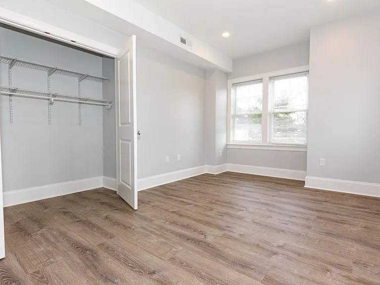113 Kenrick St #1E — Photo 8
