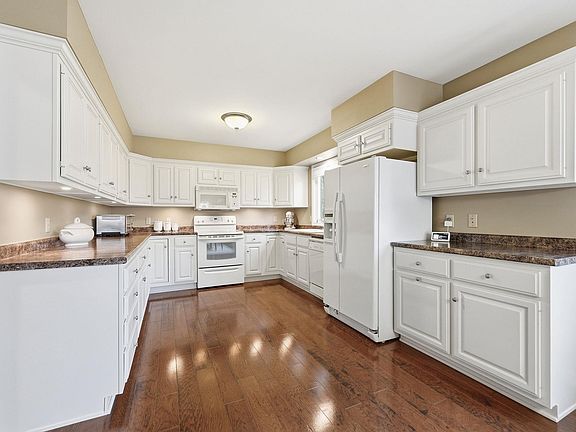 5th image of 6817 Covington Creek Trl