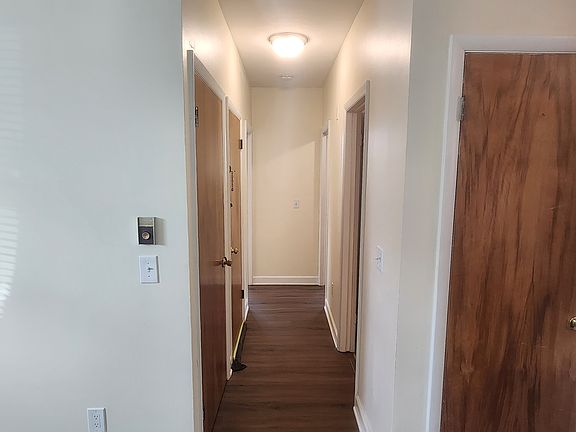 4th image of 5904 Edson St