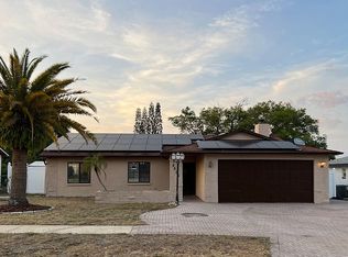 8825 Wabash Ln, Port Richey, FL 34668