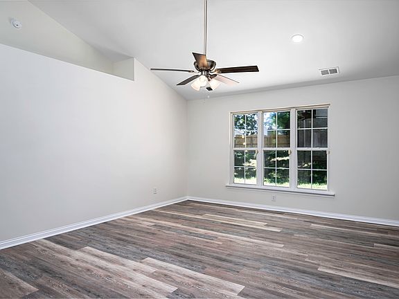 5th image of 261 Meadow Valley Rd