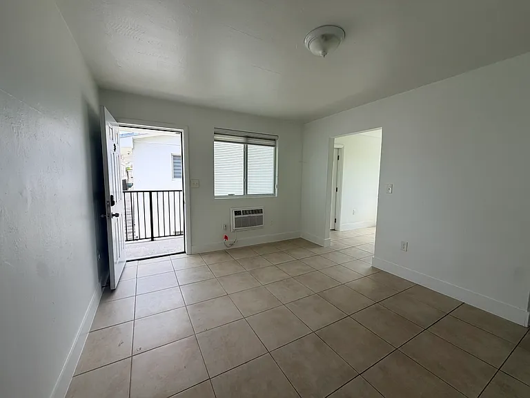 741 NW 60th St #3 — Photo 6