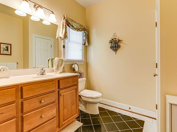 2nd image of 11331 Farrington Farm Ln