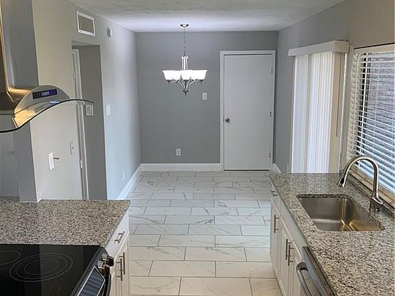 4th image of 9209 Vagas Dr
