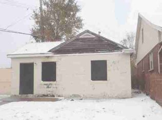 13646 Ryan Rd, Hamtramck, MI 48212