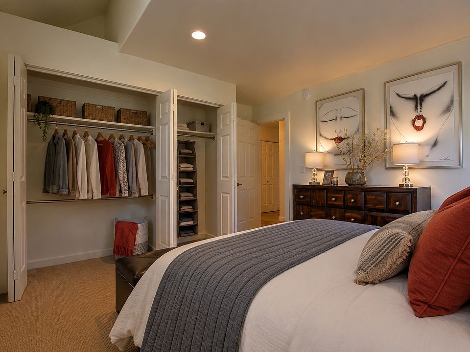 1st. Level Master Bedroom