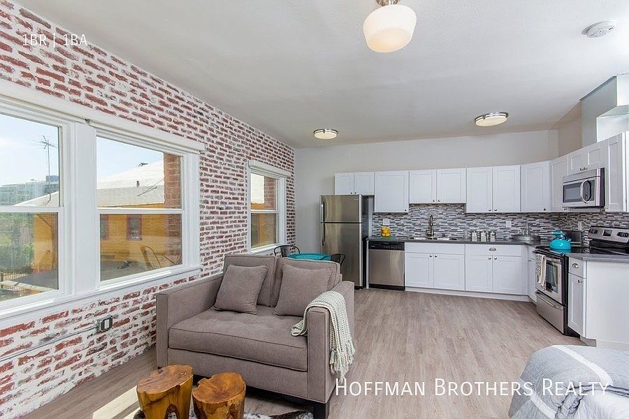 1st image of 412 S Lake St #202A