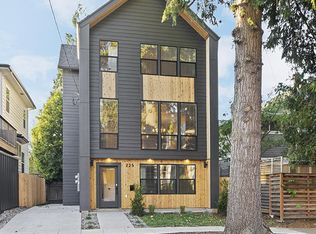225 NE 29th Ave #A, Portland, OR 97232