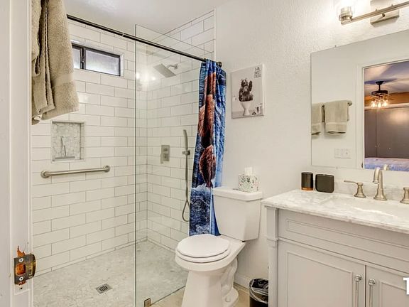 5th image of 601 Bluebill Dr