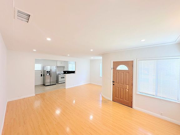 3rd image of 6315 Fair Ave