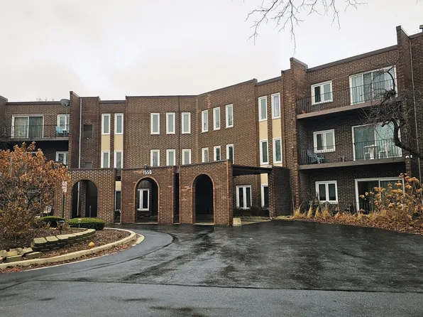 1550 Sandpebble Dr APT 210, Wheeling, IL 60090