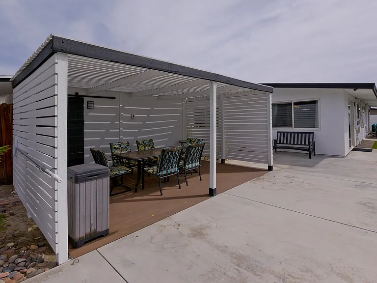 765 W Rosa Parks Rd — Photo 38