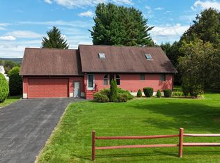 149 Longview Ter, Pittsfield, MA 01201