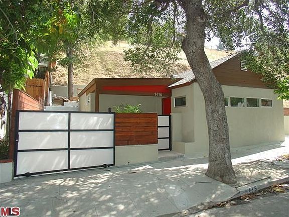 3rd image of 1416 El Paso Dr
