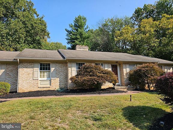5th image of 9821 Fernwood Ln