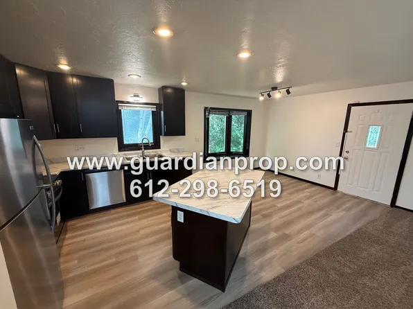 421-423 Stanley St, Saint Paul, MN 55118