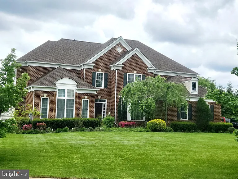 25580 Fishers Hill Ct — Photo 1