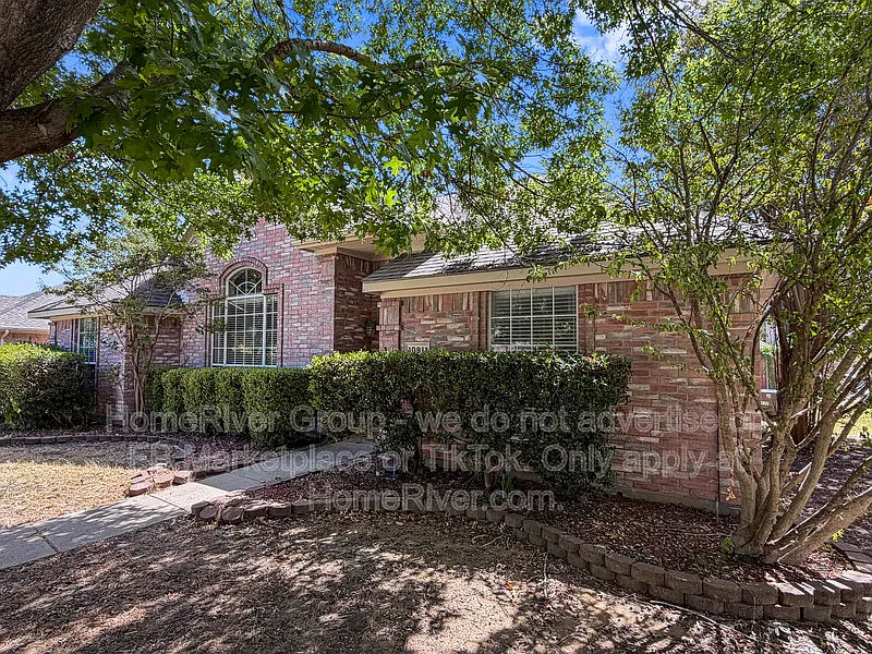 Frisco-Isd — Photo 2