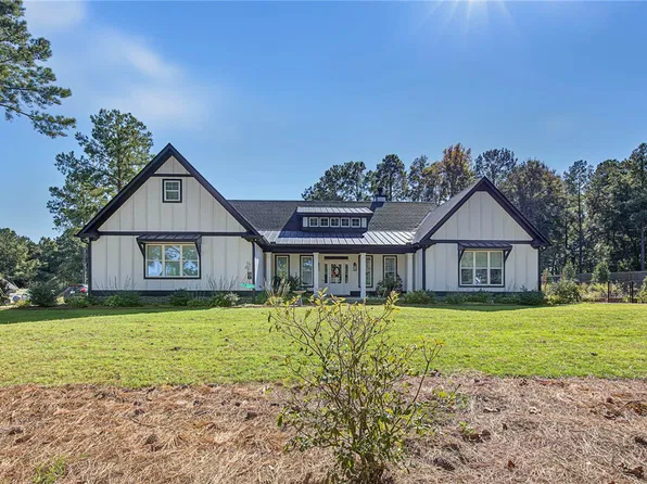416 Summerville Rd, Smiths Station, AL 36877