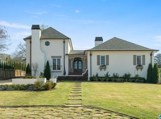 305 Sunset Dr, Vestavia Hills, AL 35216