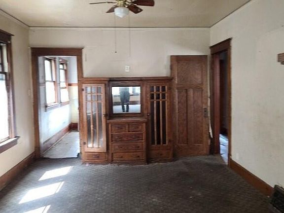 3rd image of 3009 N 21st St #3011