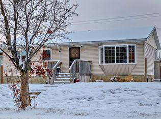 7539 76th Ave NW, Edmonton, AB T6C 0H3