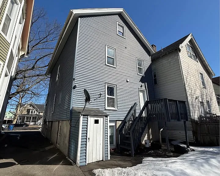 222 Howard Ave #2 — Photo 3