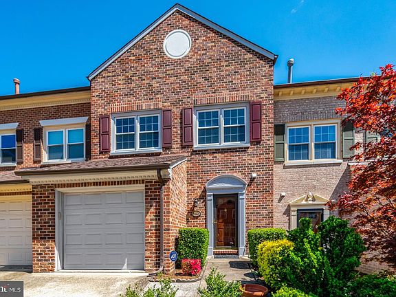 2nd image of 5883 Woodfield Estates Dr